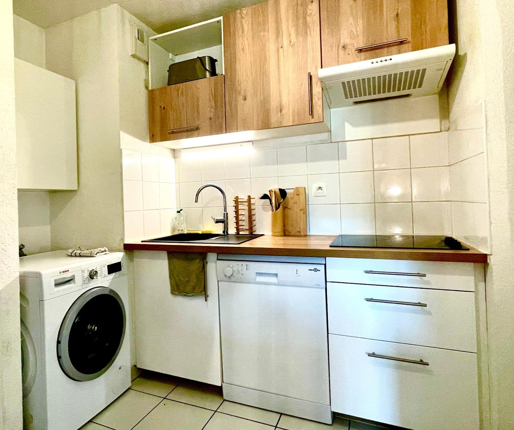 Bel Appartement T3 de 60m2 avec Parking, Terrasse, proche du Métro et du Périph Toulouse Exterior foto